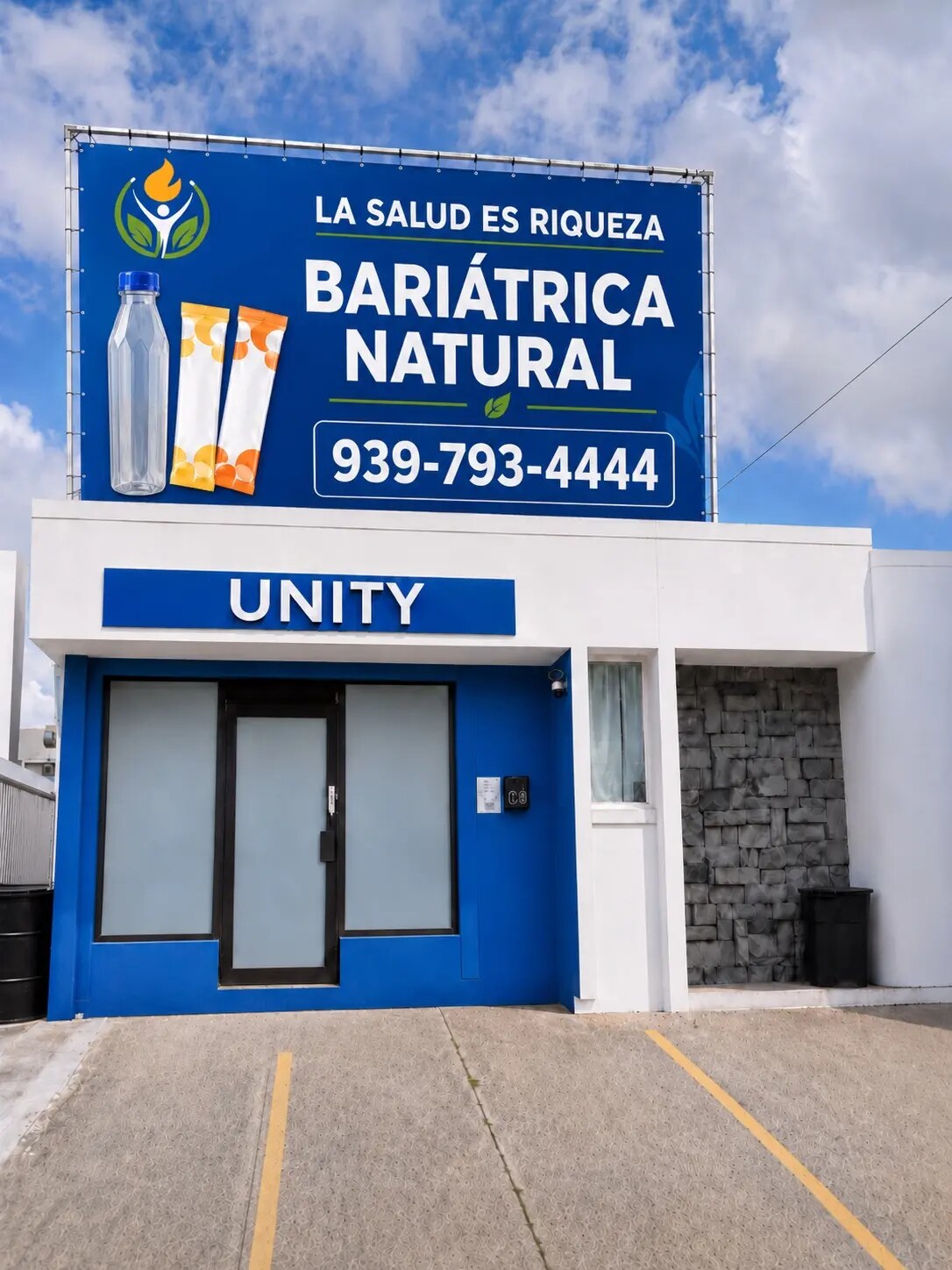 Fachada de La Salud es Riqueza en Arecibo